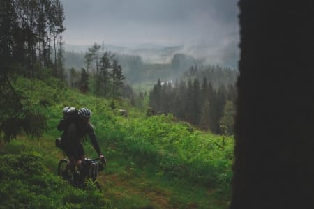 FINT: Å pakke sykkel og hengekøye er veldig bra i teorien, og ofte også i praksis.Foto: Kristoffer H. Kippernes