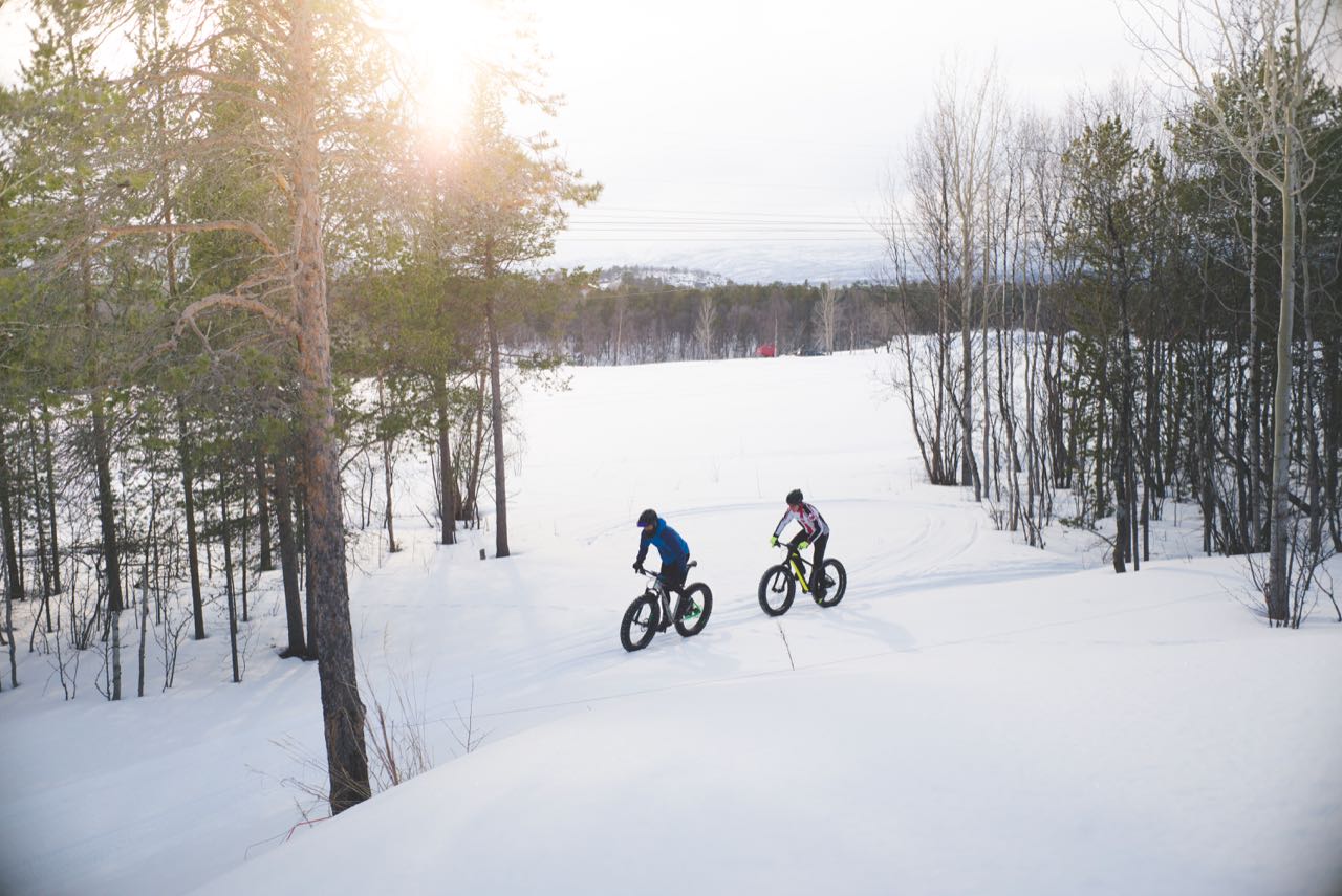 DIGG PÅ SNØ: Vintersykling kan være superflott og kjempegøy. Foto: Sjur Melsås