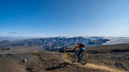 Høyfjellsfølelse i lavt terreng: Selv om fjellene ikke er spesielt høye følte vi tidvis at vi befant oss i Himalaya. Foto Jonas Rismyhr