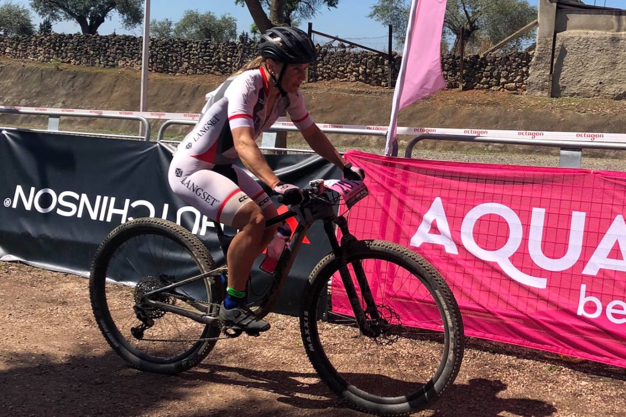 Hildegunn Gjertrud Hovdenak vant tre av de seks etappene i årets utgave av Andalucia Bike Race. På de resterende etappene kom hun på andreplass. Foto: Kristin Bye Weyer-Larsen