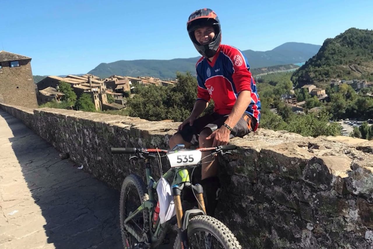 Simen Smestad kommer til Finale Ligure med en fersk femteplass fra Enduro World Series i Ainsa sist helg. Foto: Privat