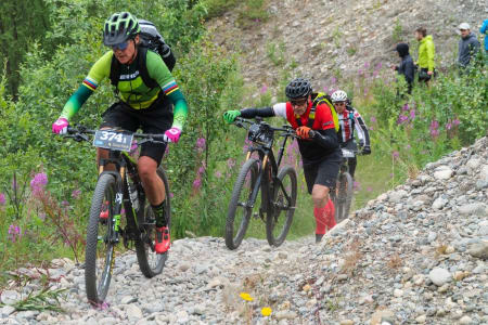 Gunn-Rita Dahle Flesjå og Geir Lien underveis i OF300. Foto: Marit Leinan Abrahamsen/Offroad Finnmark