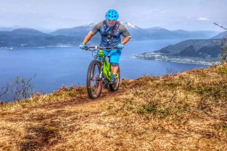 Romsdal endurocamp byr på guidede turer og høydemeter etter behov når første utgave går av stabelen til helga. Foto. Tommy Aslaksen