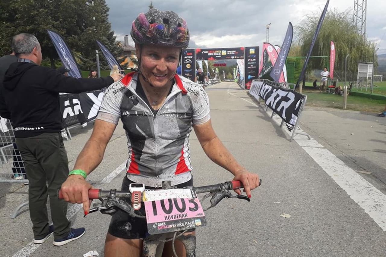 Hildegunn Gjertrud Hovdenak kom på fjerdeplass sammenlagt i Catalunya Bike Race. Foto: Catalunya Bike Rac