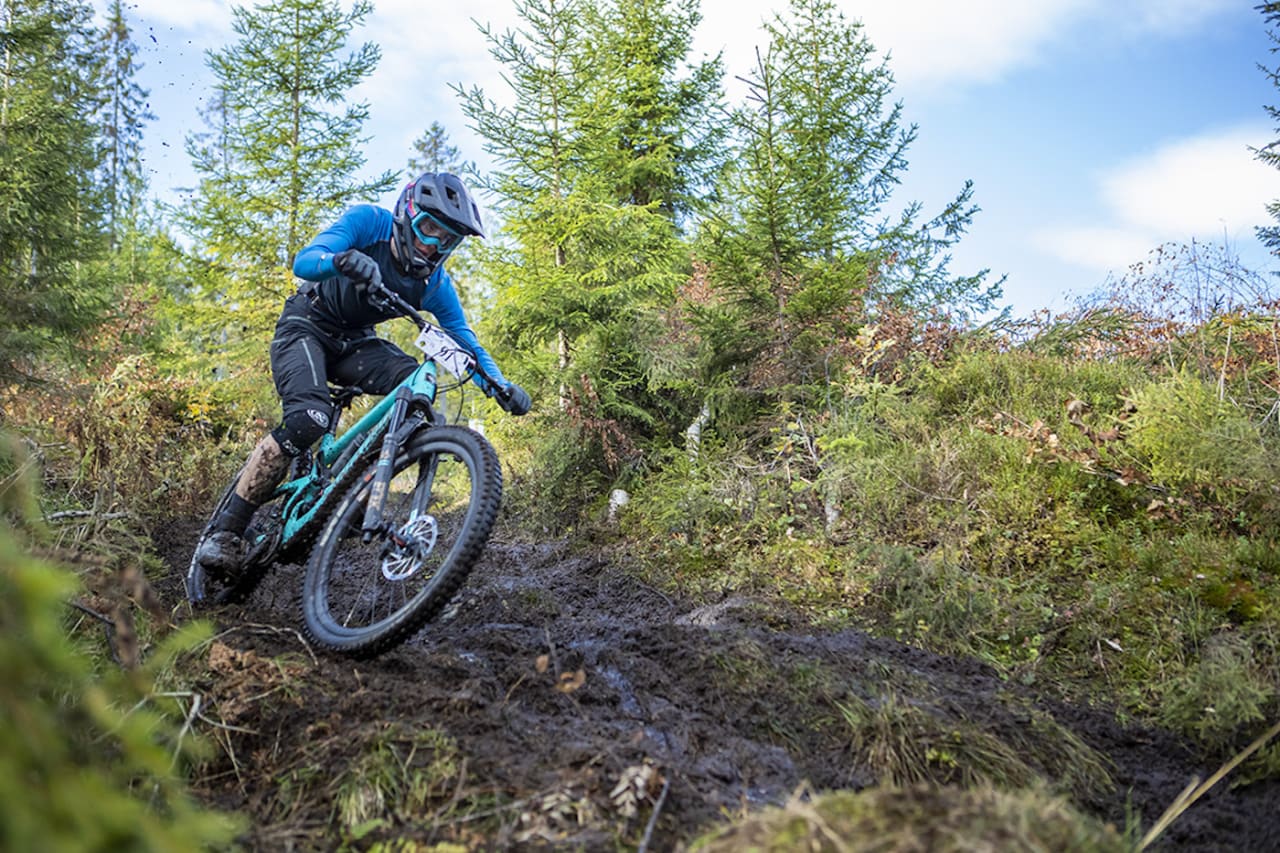 Magnus Slinger Sørli vant Hakadal Enduro, men det var ikke mer enn så vidt med uflaks på de to siste etappene. Foto: Pål Westgaard
