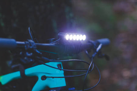 Test sykkellykter | Sykkelutstyr | TERRENGSYKKEL.NO Lupine Lader USB One Sykkellykter,Hodelykter og andre
