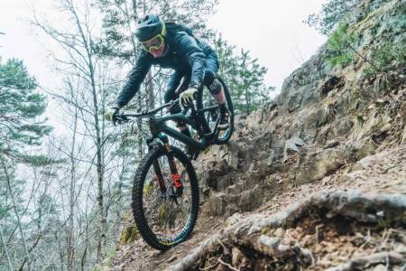 Sykkeltest. Test av endurosykler
