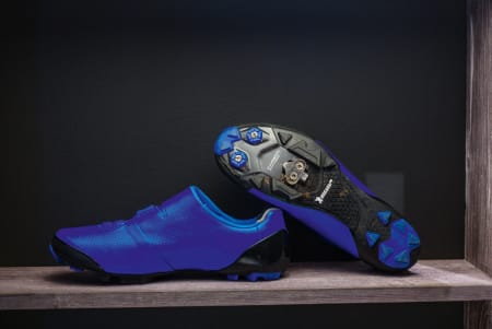 ORIGINALENE: I klikkpedalens barndom fantes det bare én Shimanosko på markedet. Nå er S-Phyre XC9 toppmodellen. Mykt overmateriale og bred lest gir god komfort. Polstret karbonsåle gir godt grep mot pedal og underlag.