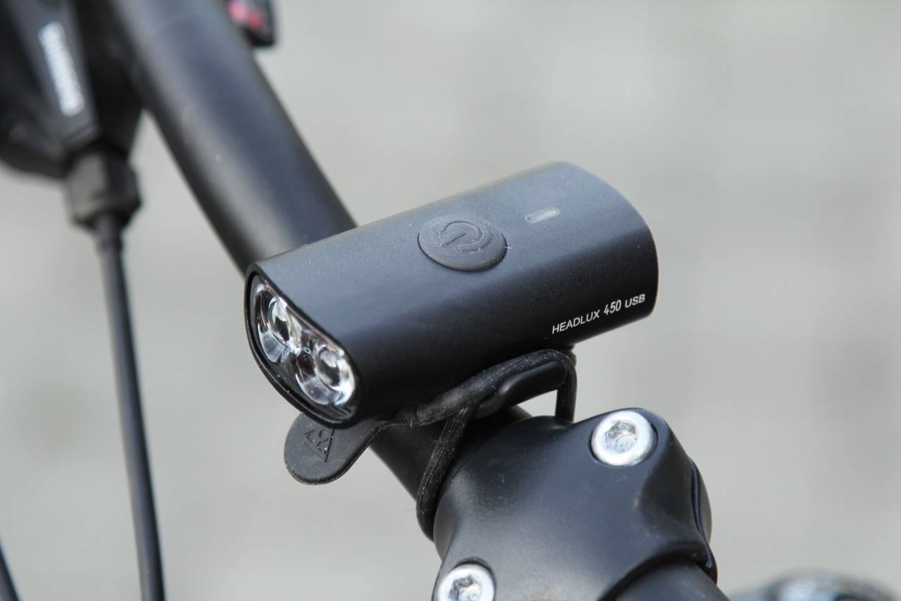 LITEN OG SOLID: Topeak Headlux 450