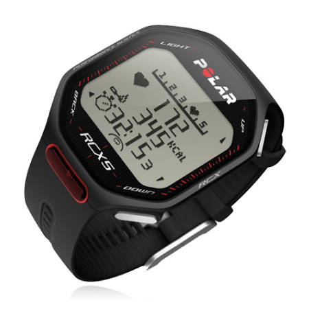 NY OG NETT: Polar RCX5 er en liten og slank klokke som passer til både hverdags og trening.