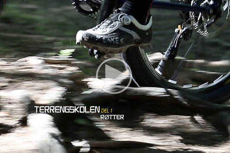 ROTEN TIL ALT VONDT? Rett vektfordeling og trykk i pedalene er to av rådene du får i første episode av Terrengskolen. Foto: Christian Nerdrum